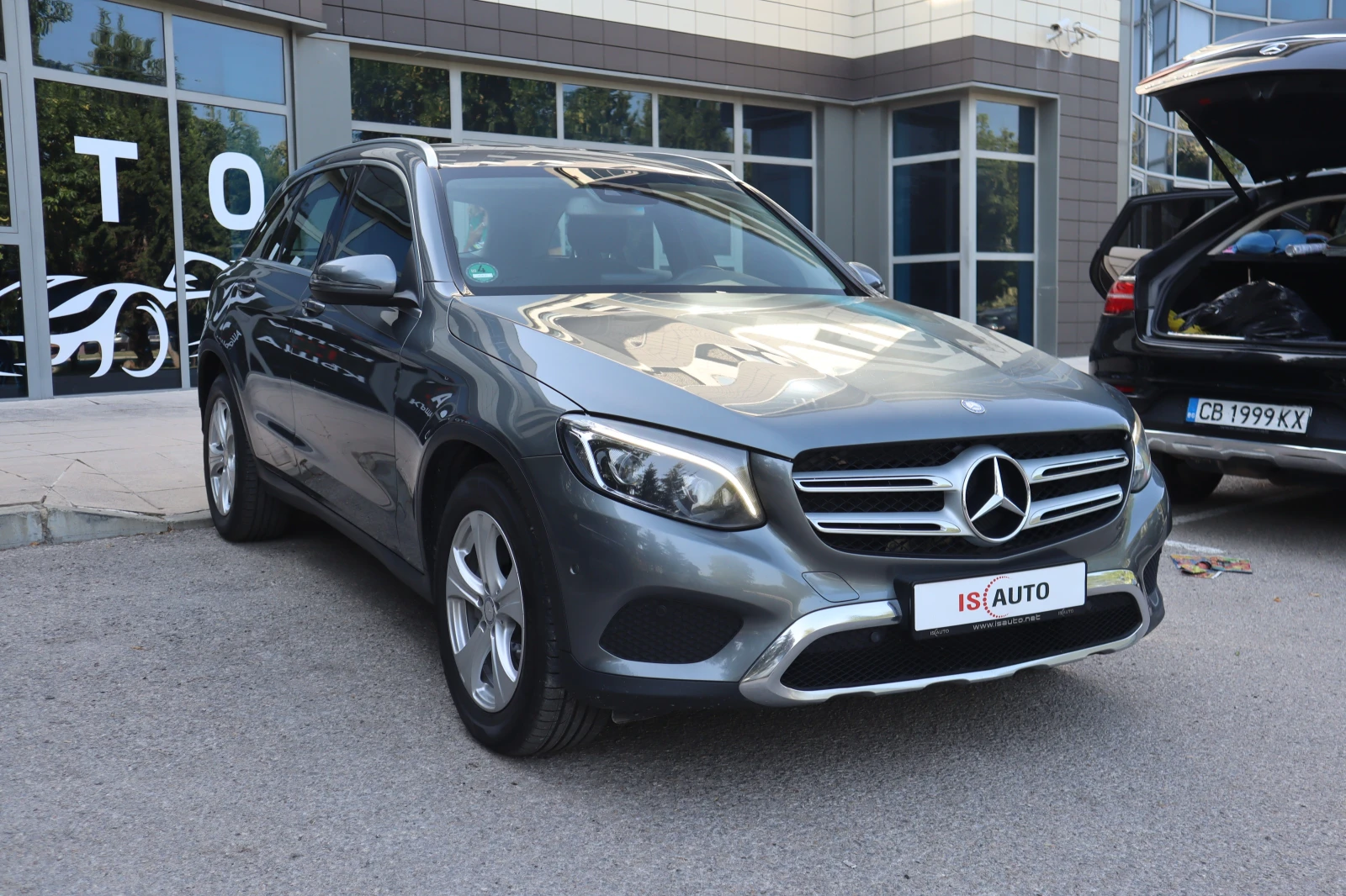 Mercedes-Benz GLC 220 4Matic /LED/DYNAMIC/Navi/Подгрев - изображение 3