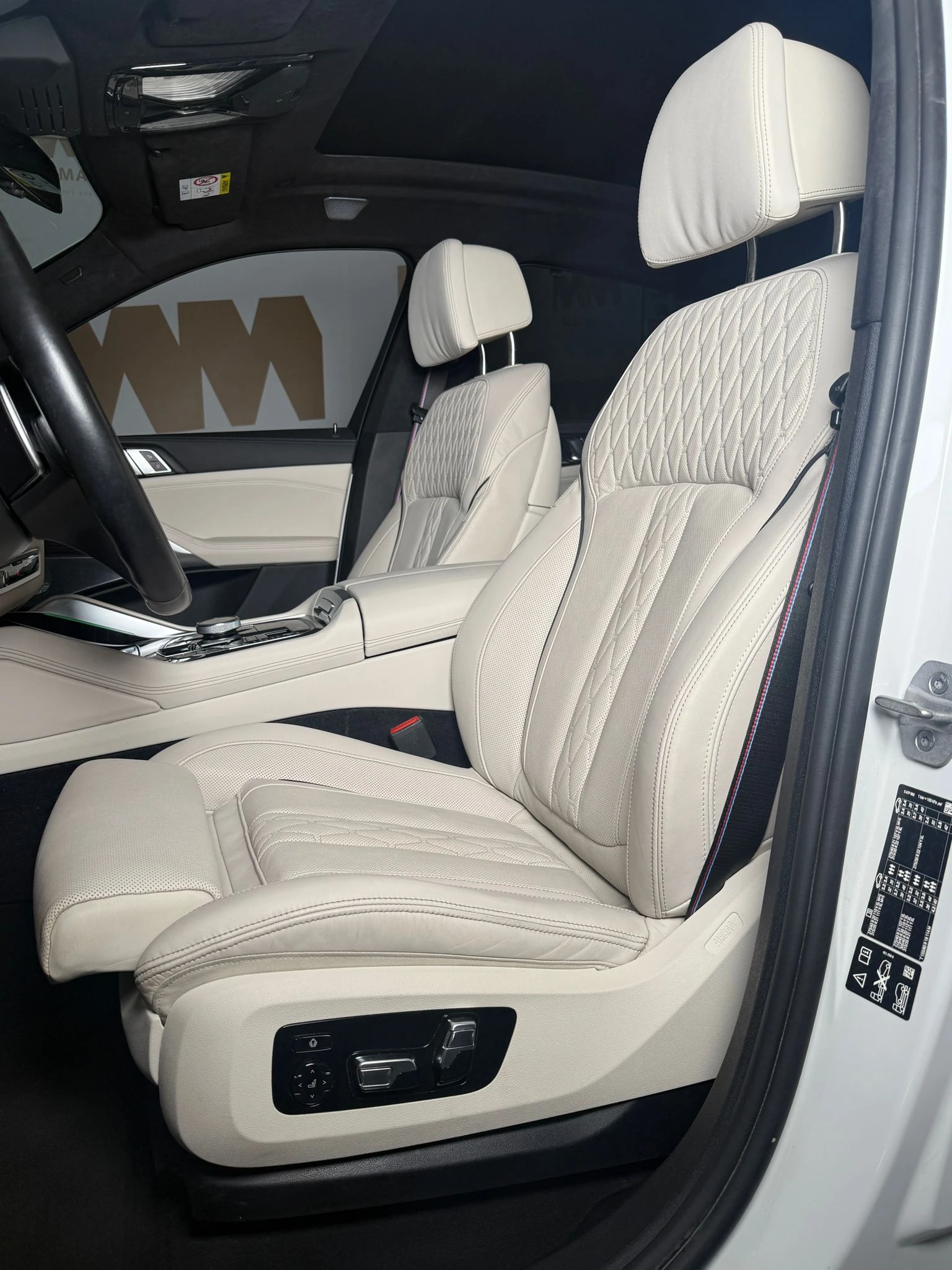 BMW X6 30d* xDrive* M-Sport* B&W* SkyLounge* HuD - изображение 7