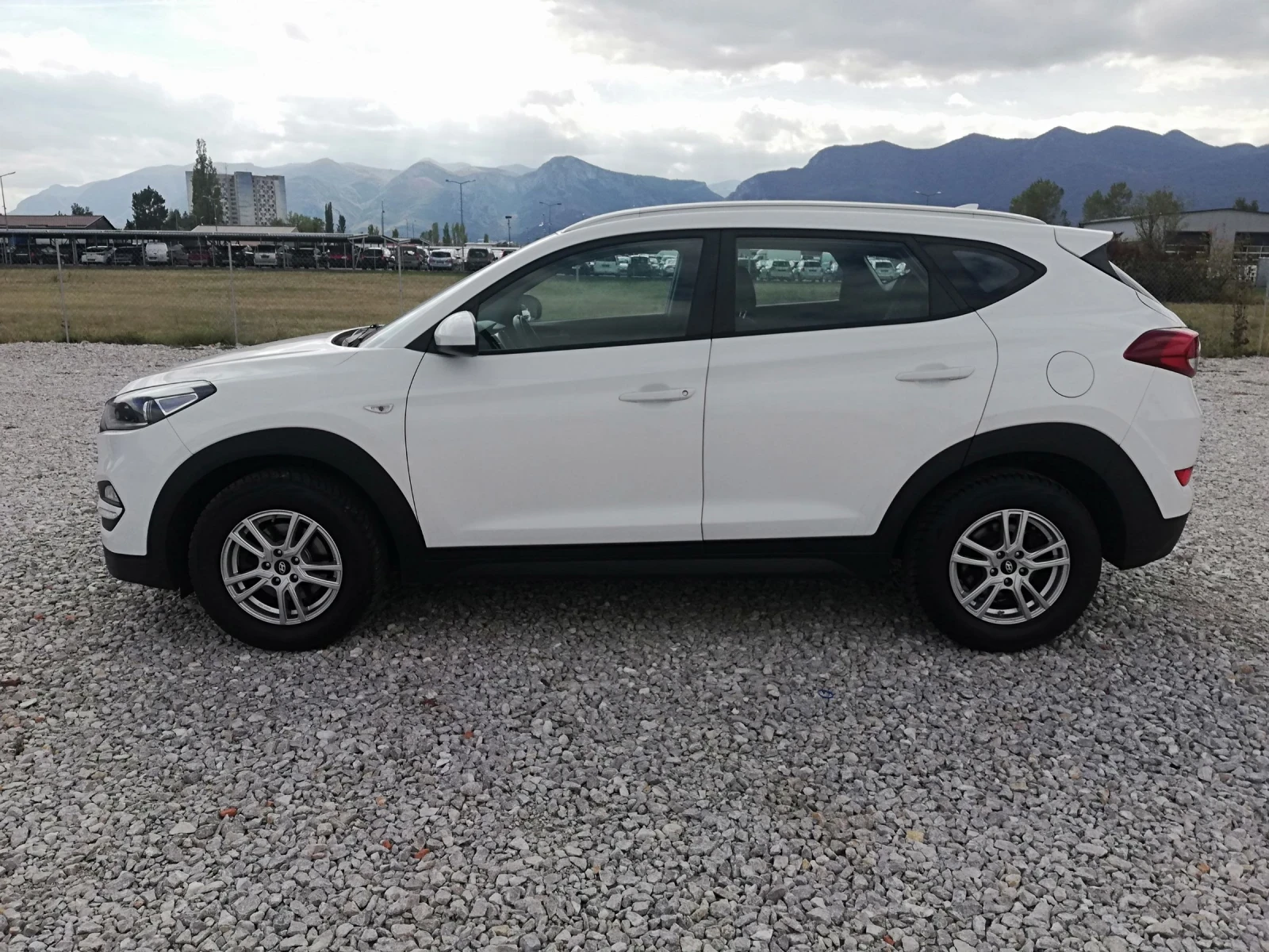 Hyundai Tucson 1.7CRDI KLIMA NAVI IT. | Mobile.bg — изображение 3