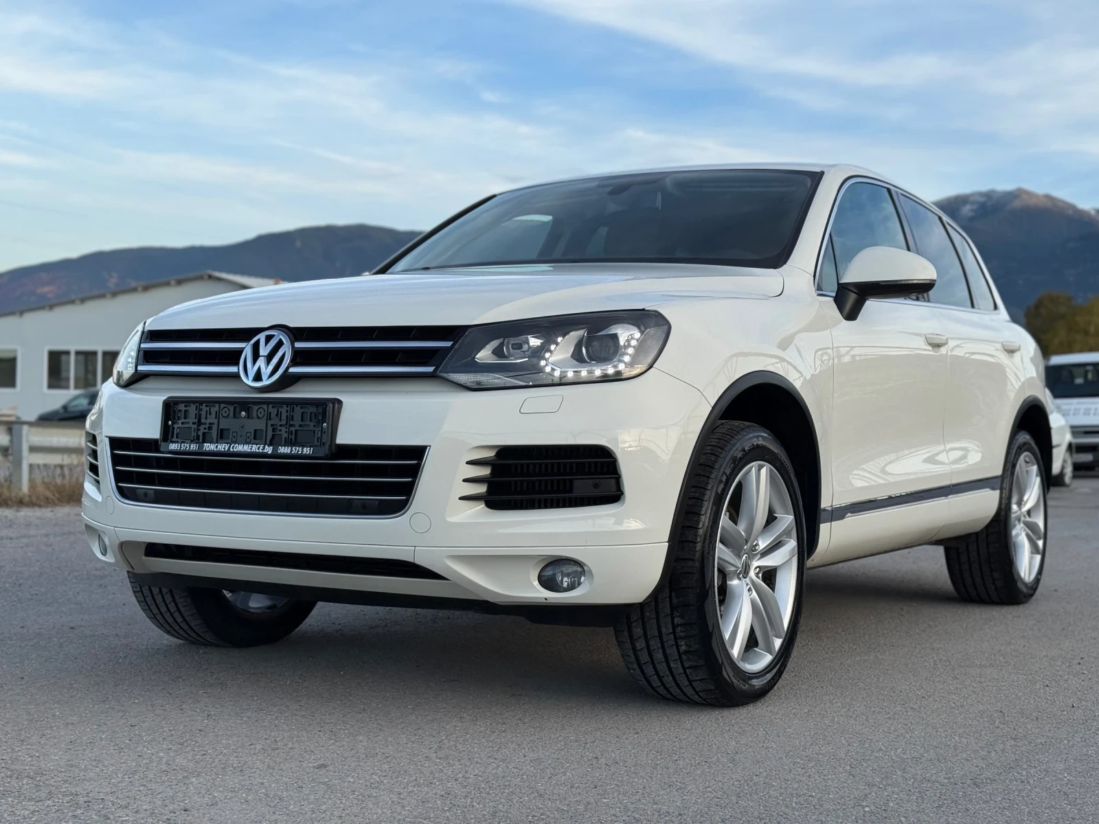 VW Touareg 3.0-TDI-TOP-NEW-FULL-LED-XENON-BI XENON-PODGREV - изображение 3