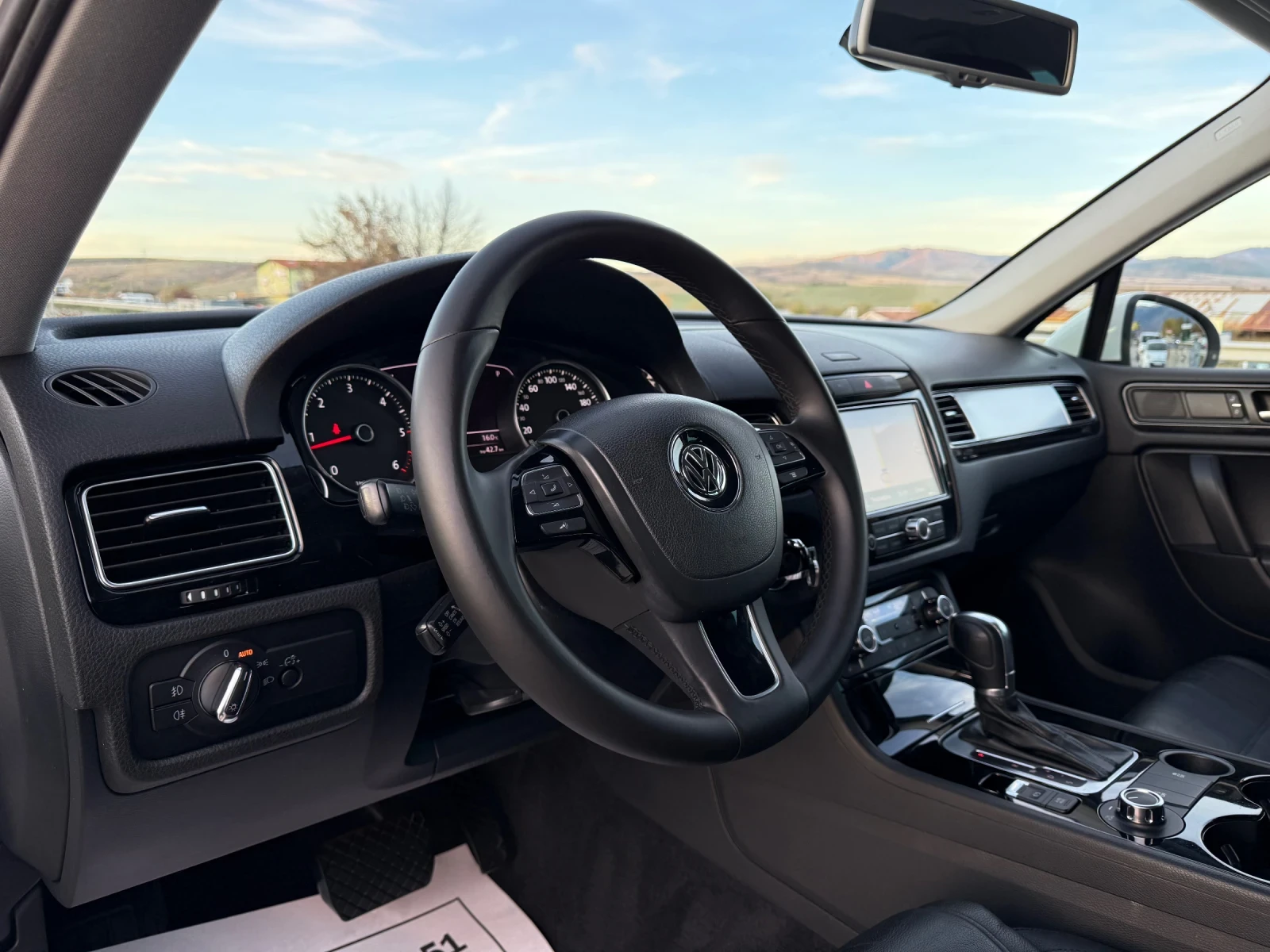 VW Touareg 3.0-TDI-TOP-NEW-FULL-LED-XENON-BI XENON-PODGREV - изображение 7