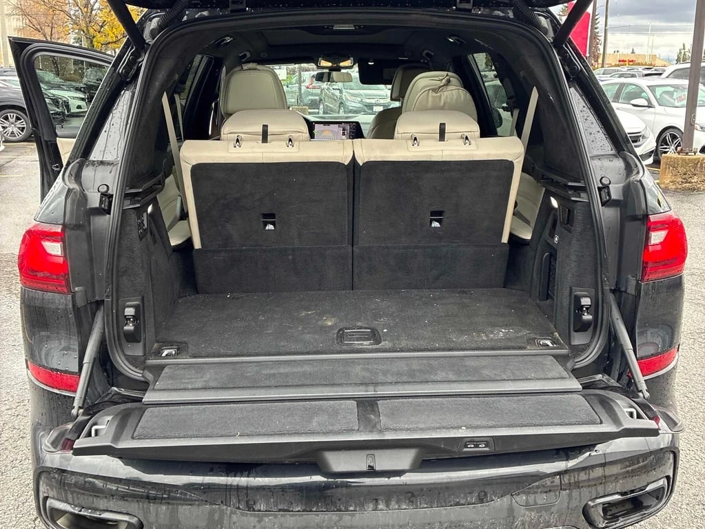 BMW X7 xDrive40i  CARFAX | Mobile.bg   15