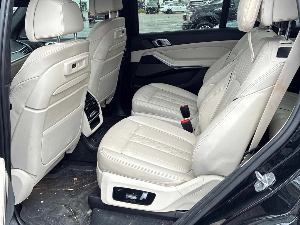 BMW X7 xDrive40i  CARFAX | Mobile.bg   13