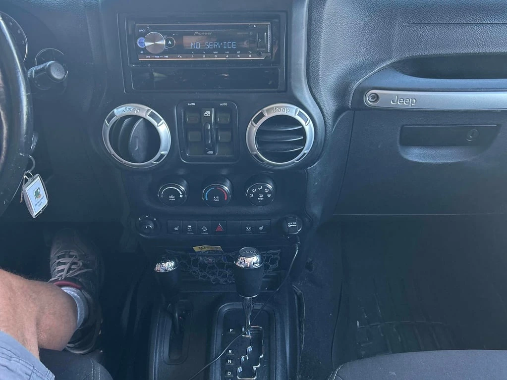 Jeep Wrangler * Sahara * CARFAX *    | Mobile.bg   8