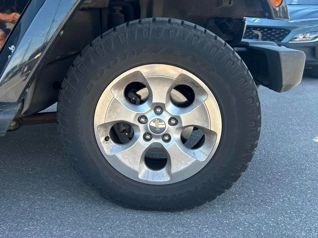 Jeep Wrangler * Sahara * CARFAX *    | Mobile.bg   9