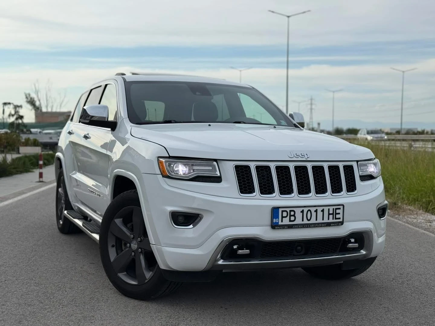Jeep Grand cherokee OVERLAND - изображение 5
