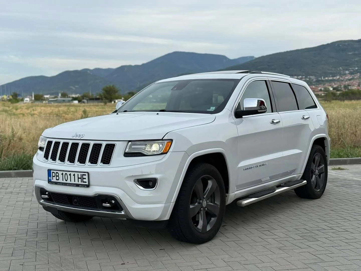 Jeep Grand cherokee OVERLAND - изображение 6