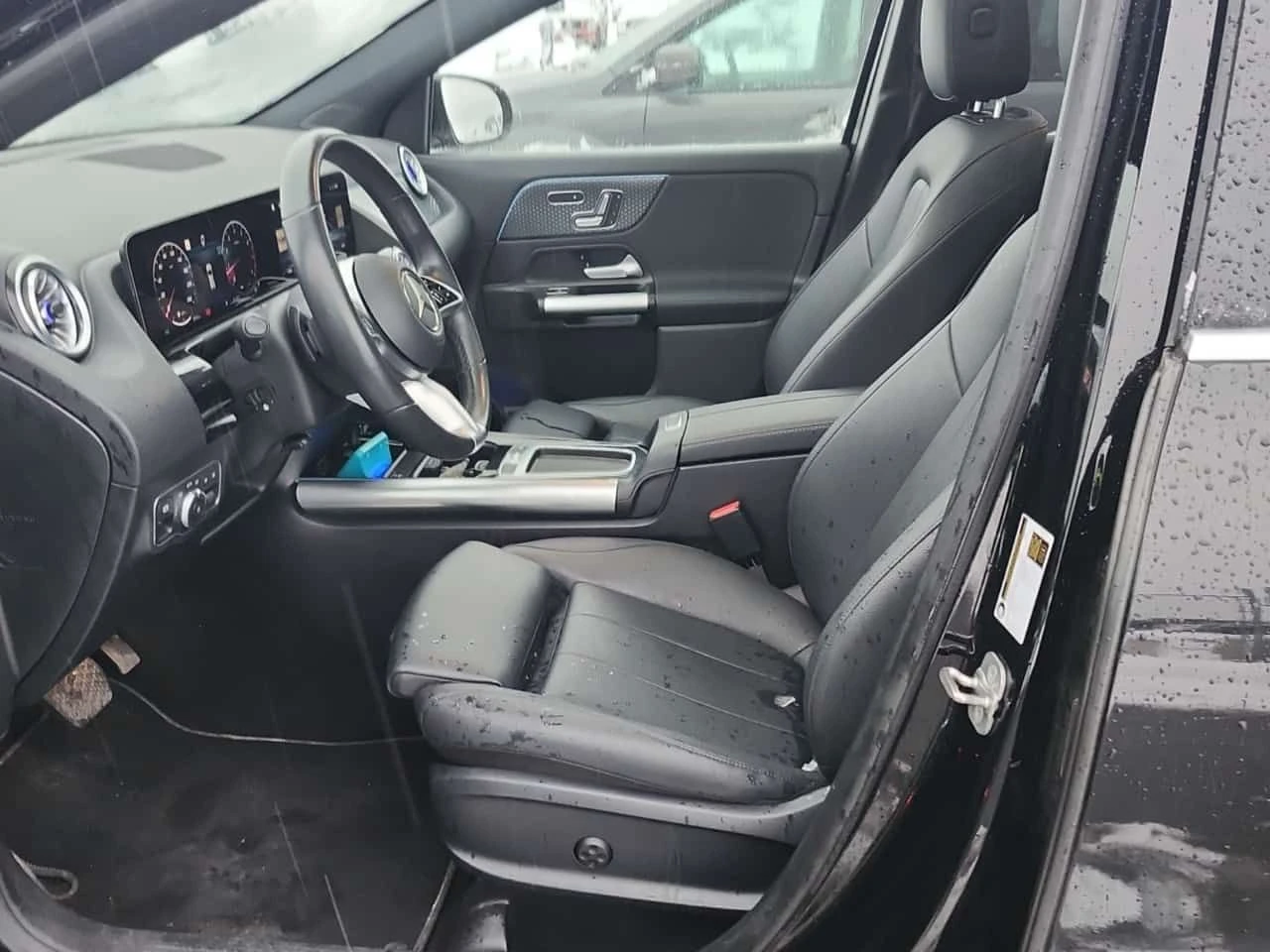 Mercedes-Benz GLA * 250 * CARFAX * ПОДГРЕВИ* ПАНО* 2 КЛЮЧА - изображение 5