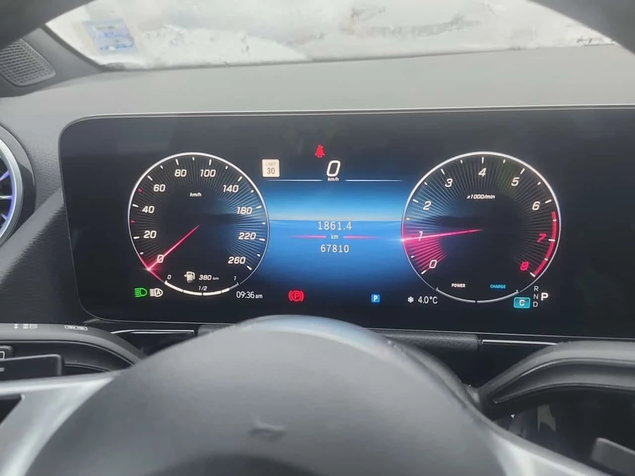 Mercedes-Benz GLA * 250 * CARFAX * ПОДГРЕВИ* ПАНО* 2 КЛЮЧА - изображение 9