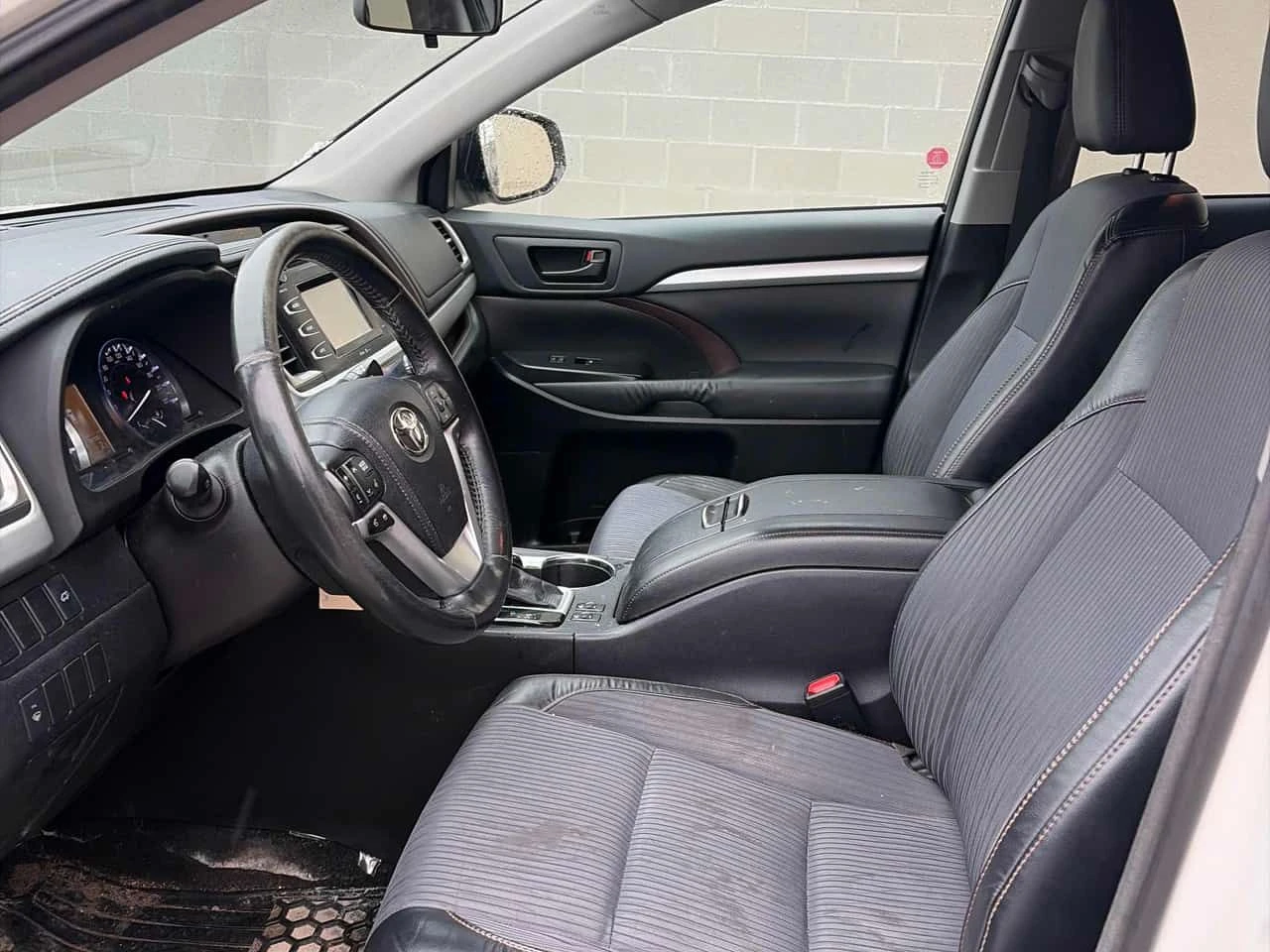 Toyota Highlander * LE * ПОДГРЕВ* KEYLESS* , снимка 11 - Автомобили и джипове - 53990024