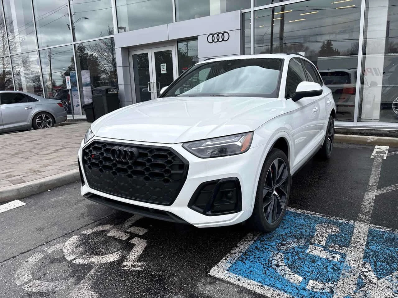 Audi SQ5 * Progressiv * CARFAX * ЦЕНА ДО БГ