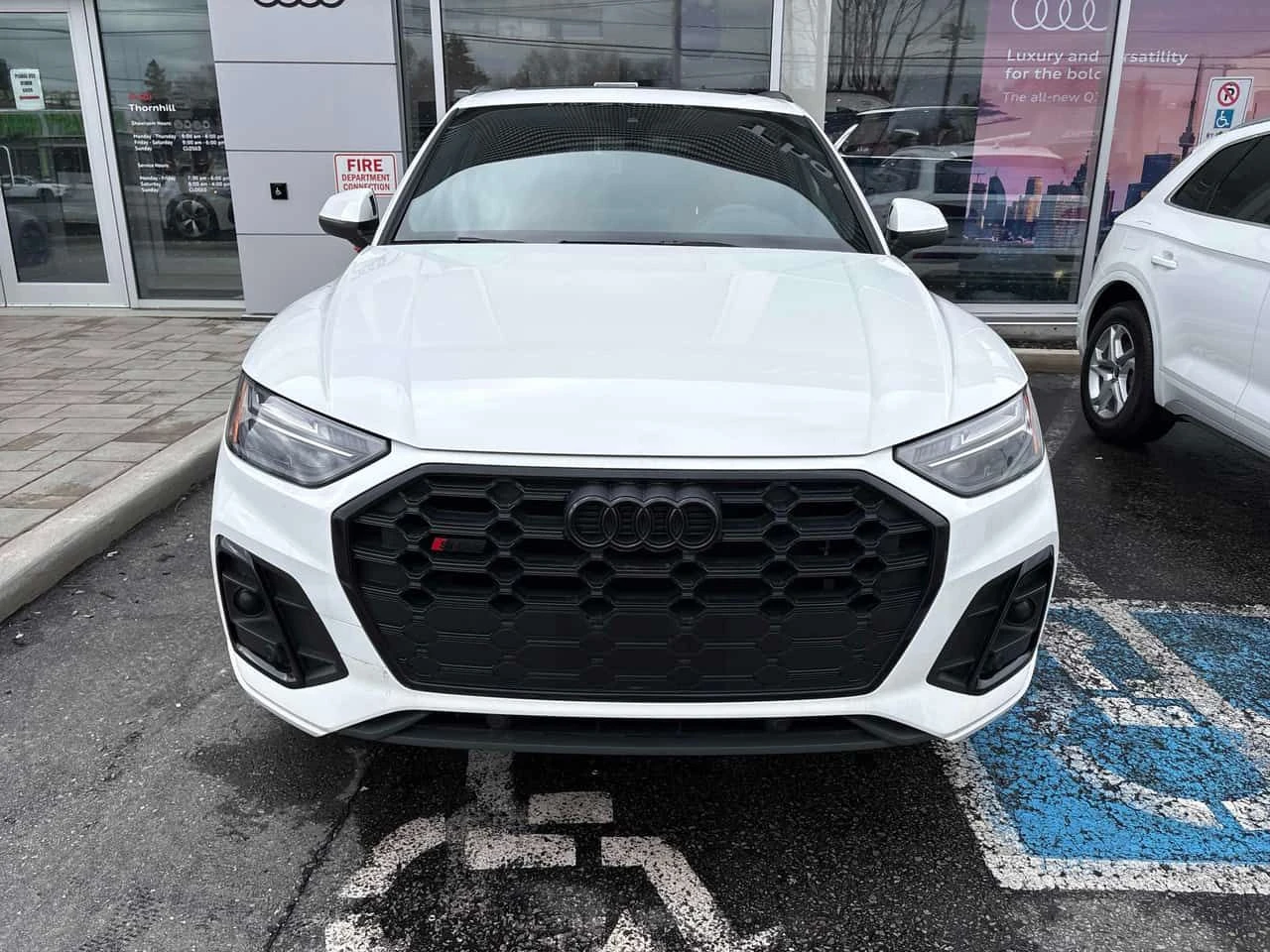 Audi SQ5 * Progressiv * CARFAX * ЦЕНА ДО БГ, снимка 2 - Автомобили и джипове - 54229962