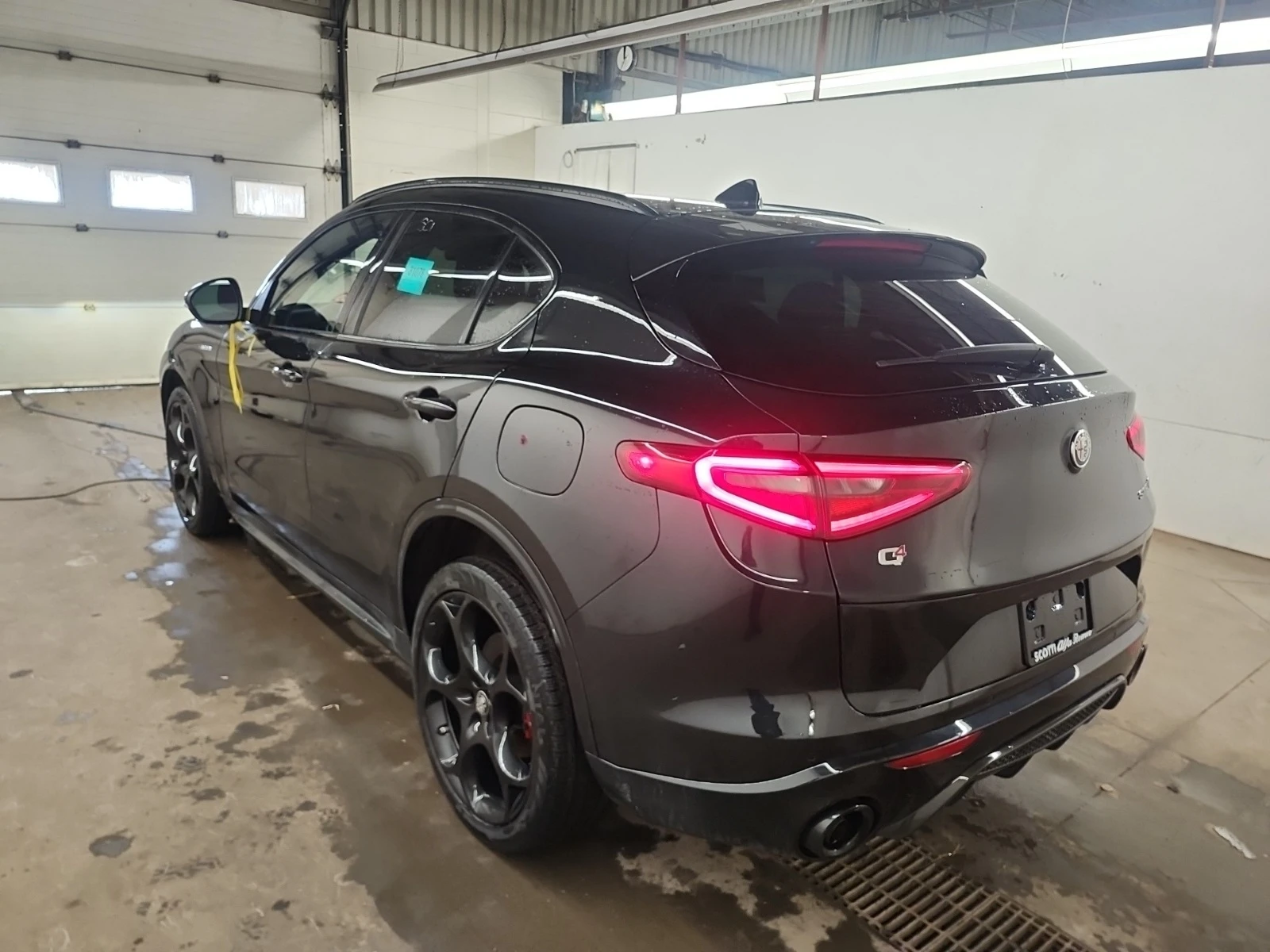 Alfa Romeo Stelvio VELOCE 2.0T * * CARFAX * * АВТО КРЕДИТ * * , снимка 4 - Автомобили и джипове - 54423456