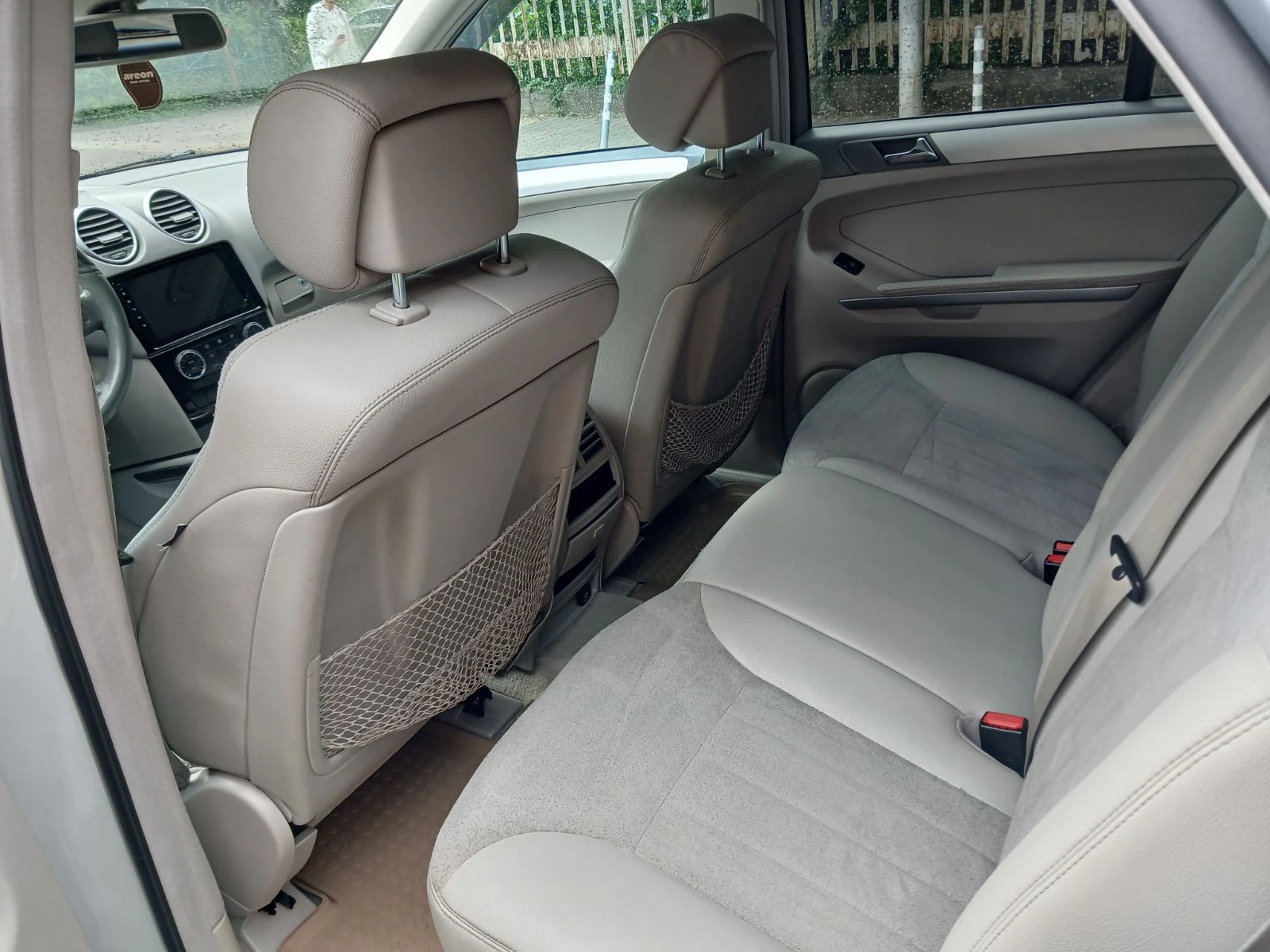 Mercedes-Benz ML 320 CDI 4MATIK, снимка 15 - Автомобили и джипове - 54751251