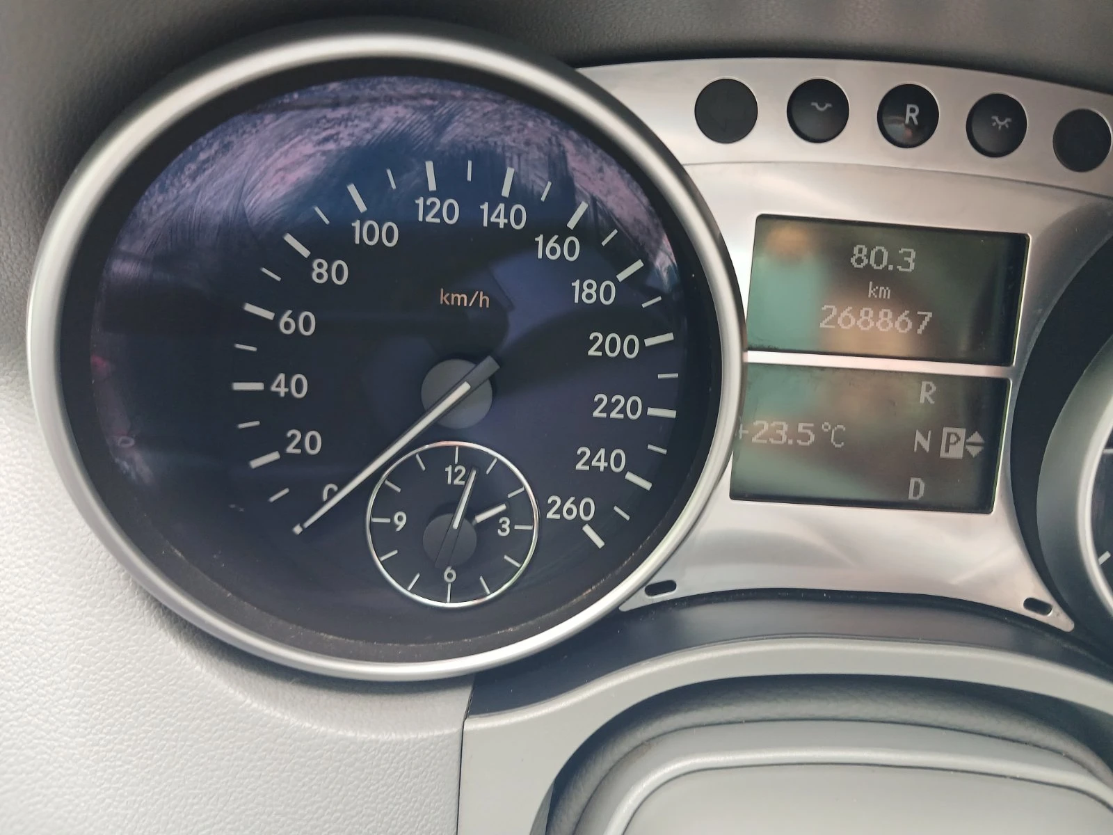 Mercedes-Benz ML 320 CDI 4MATIK, снимка 11 - Автомобили и джипове - 54751251