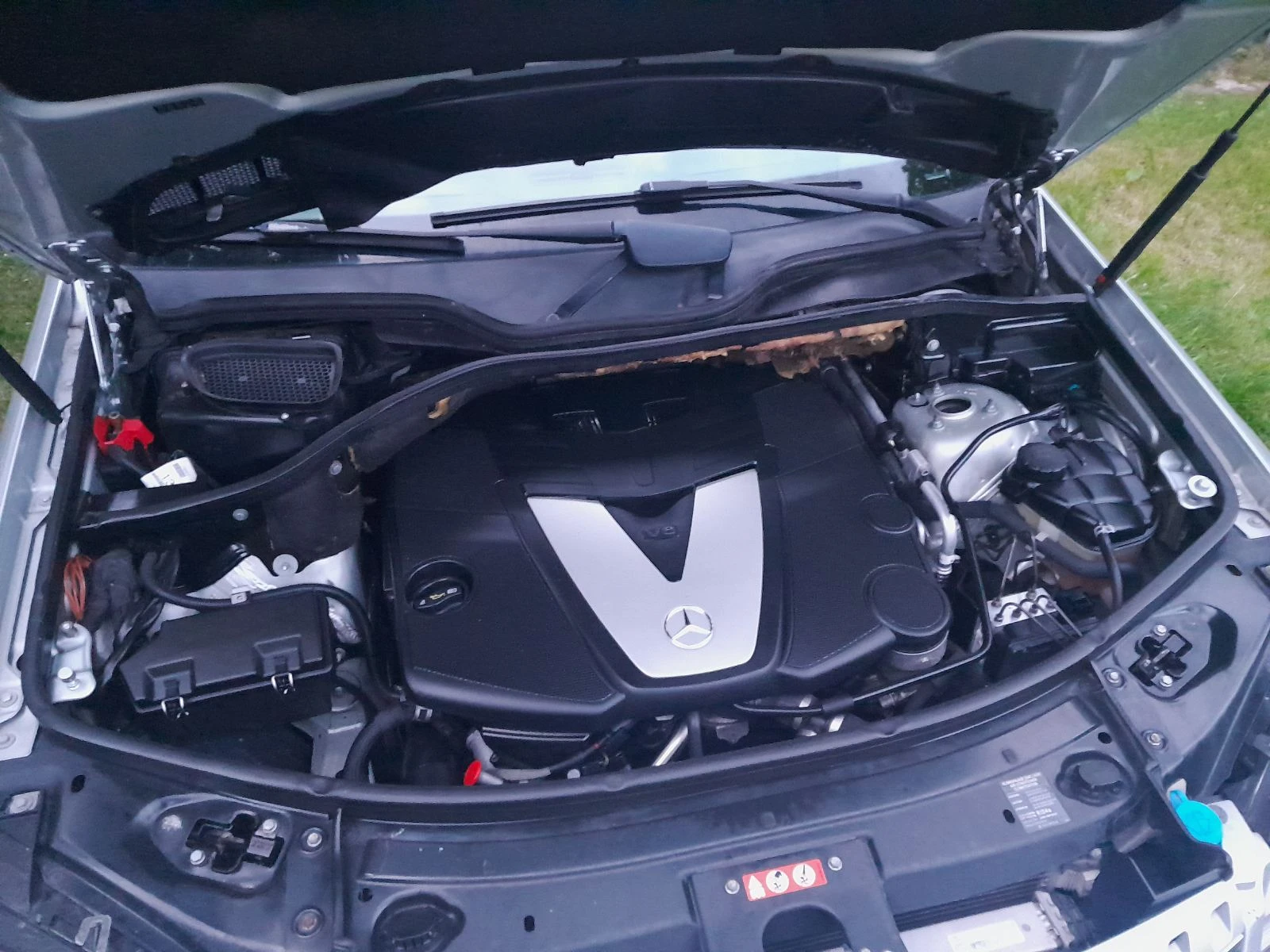 Mercedes-Benz ML 320 CDI 4MATIK, снимка 17 - Автомобили и джипове - 54813643