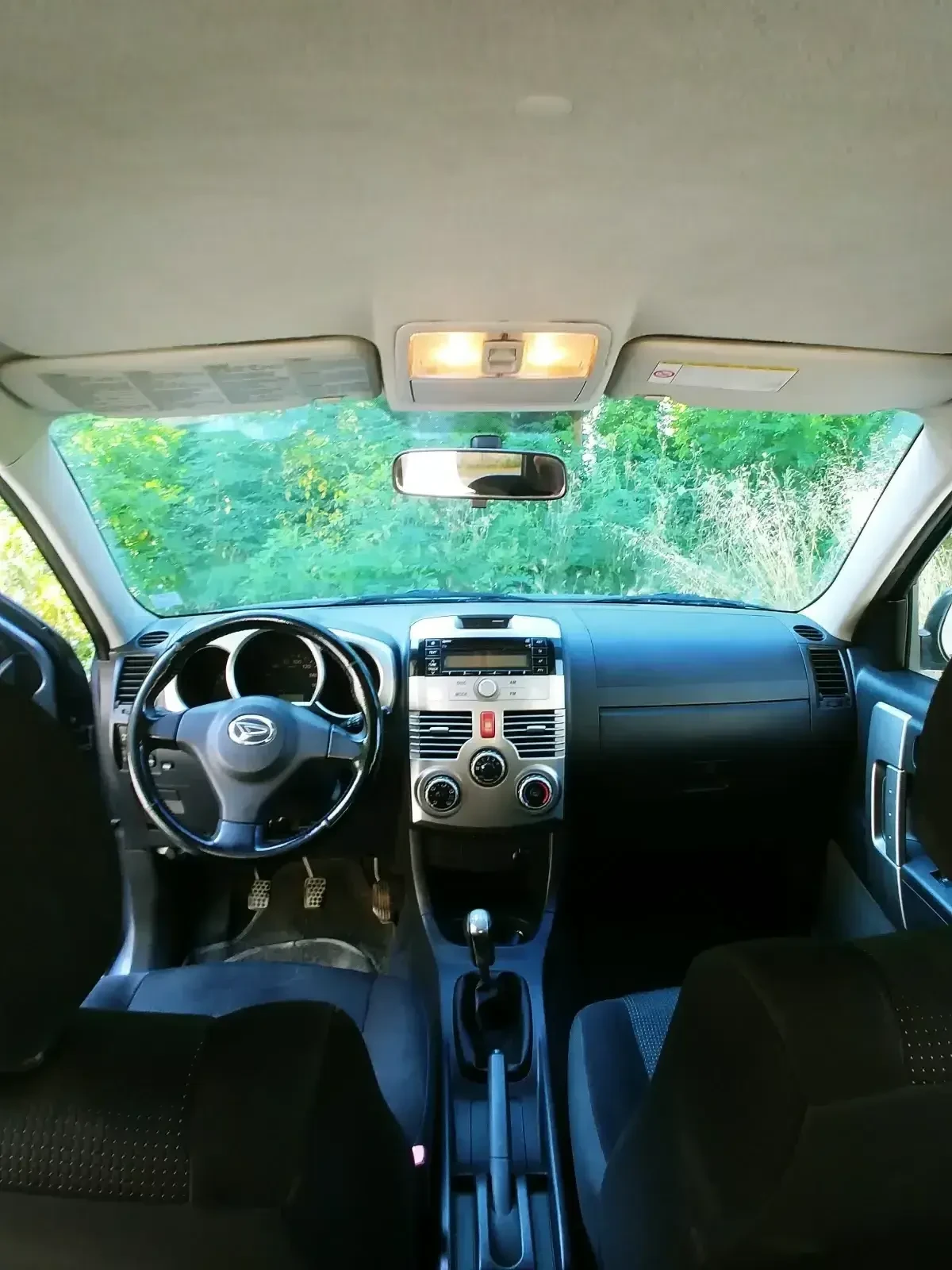 Daihatsu Terios 1.5 i 16V 4WD (105 Hp), снимка 7 - Автомобили и джипове - 55295923