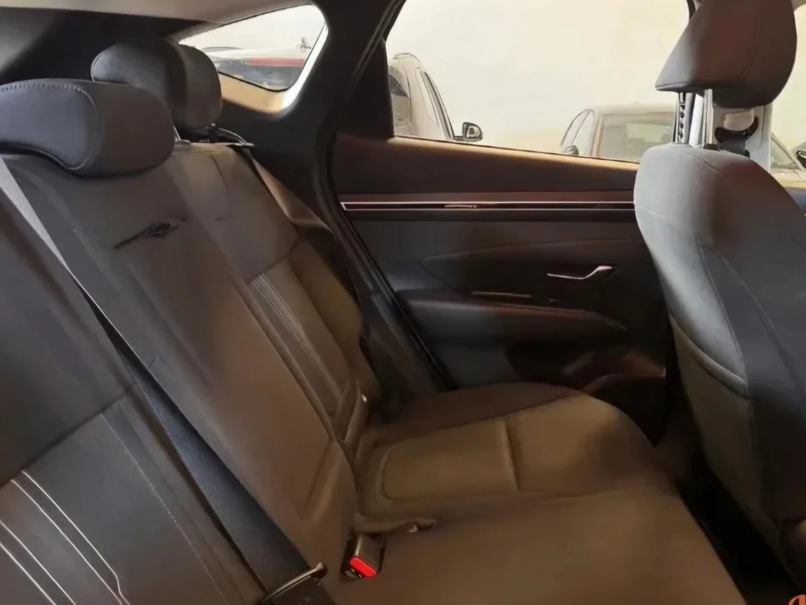 Hyundai Tucson 230к.с, снимка 6 - Автомобили и джипове - 56132104