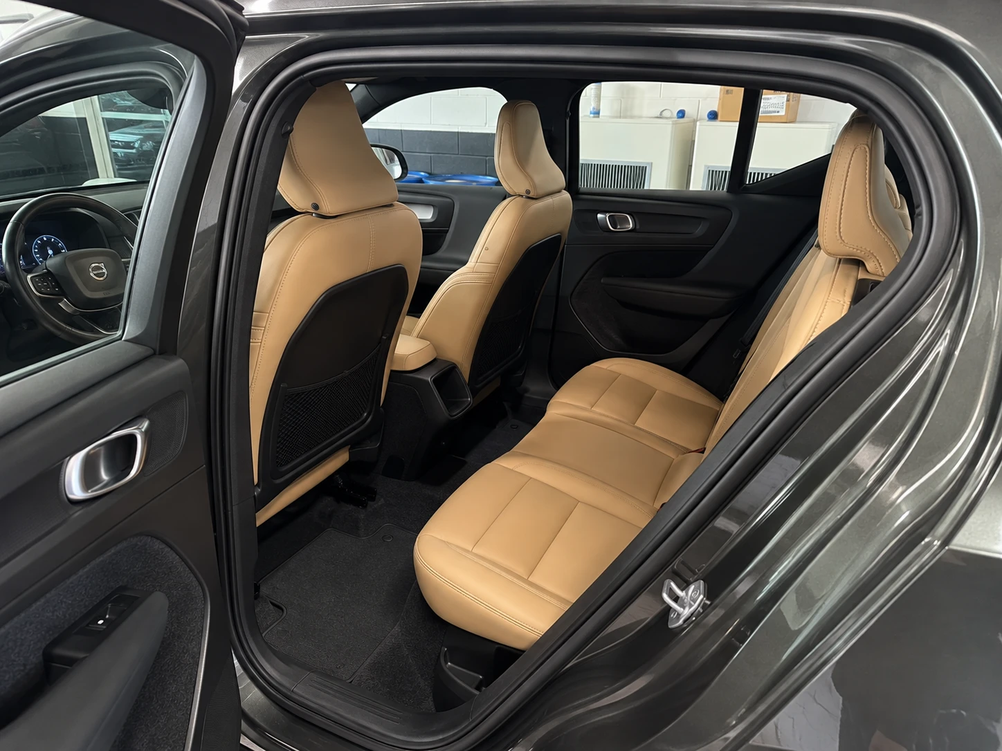 Volvo XC40 2.0* T4* AWD* LED* INSCRIPTION*  | Mobile.bg � ����������� 11