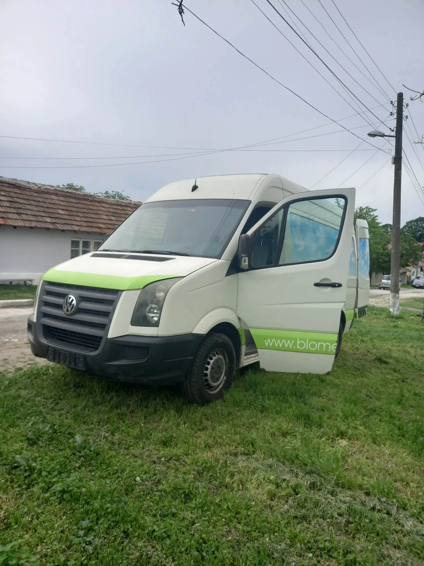 VW Crafter 2.5 TDI, снимка 2 - Бусове и автобуси - 54677031