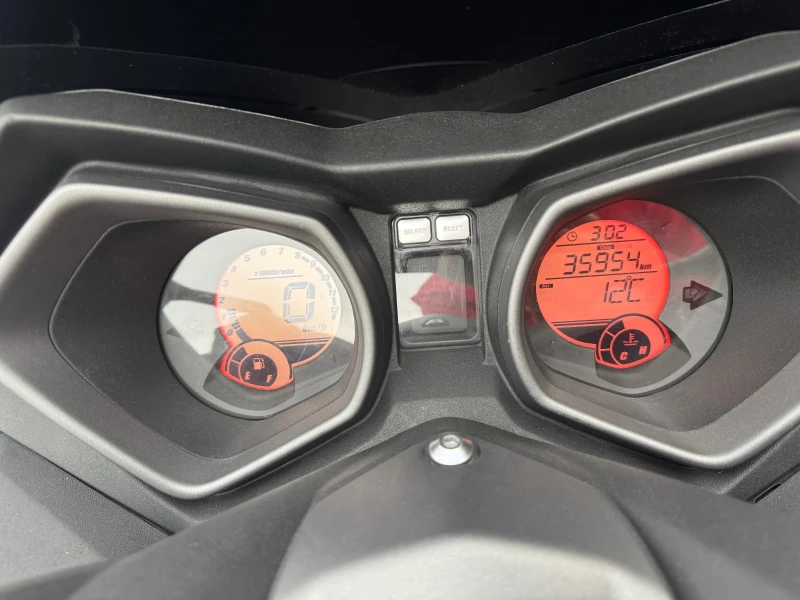 Yamaha X-max 250, снимка 8 - Мотоциклети и мототехника - 53248968