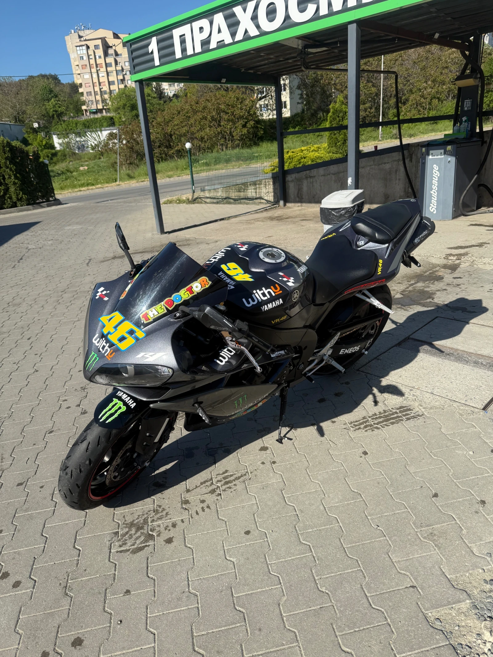 Yamaha YZF-R1 1000 - изображение 2
