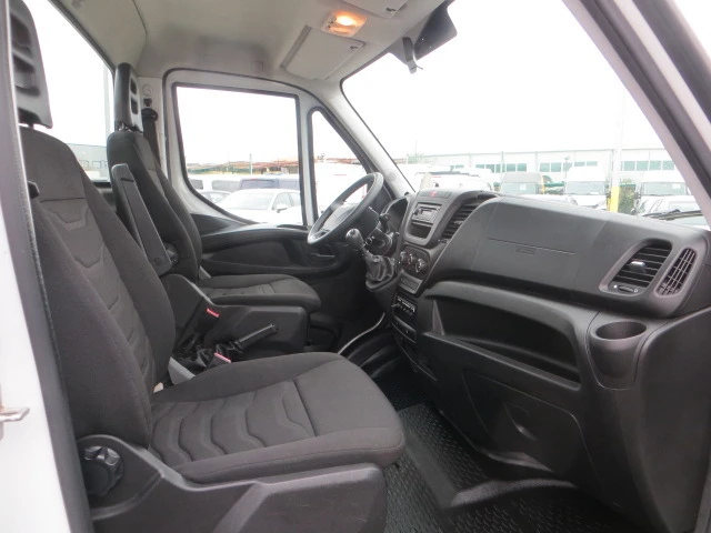 Автовишка Iveco Daily 35S13, снимка 16 - Индустриална техника - 35592635