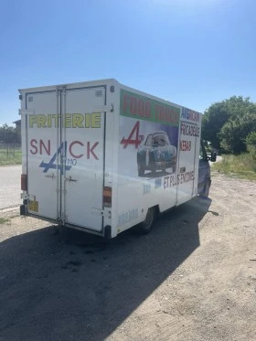 Кемпер Renault Master, снимка 3