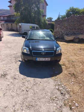 Toyota Avensis 1.8 с газова уредба brc, снимка 1