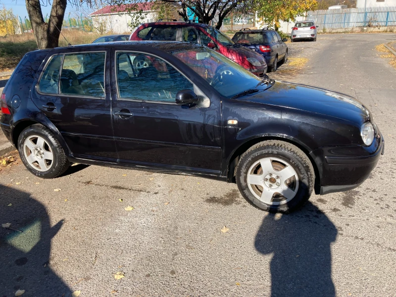 VW Golf, снимка 2 - Автомобили и джипове - 48051985