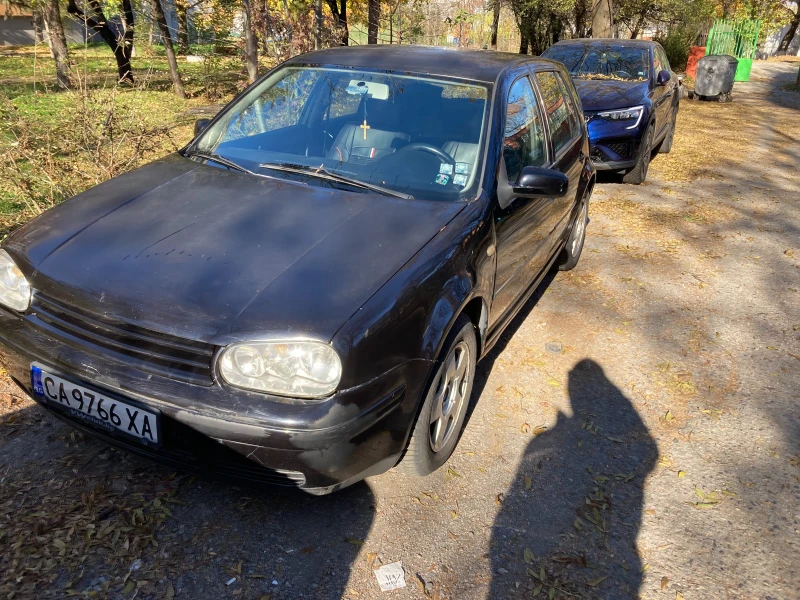 VW Golf, снимка 14 - Автомобили и джипове - 48051985