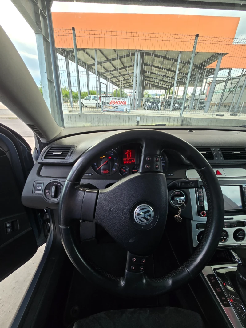 VW Passat, снимка 16 - Автомобили и джипове - 48774723