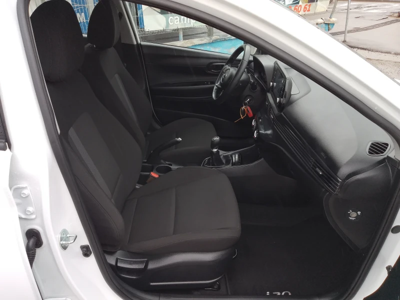 Hyundai I20 1.2 MPI/5-ГОДИНИ ГАРАНЦИЯ/FACELIFT, снимка 10 - Автомобили и джипове - 49325202