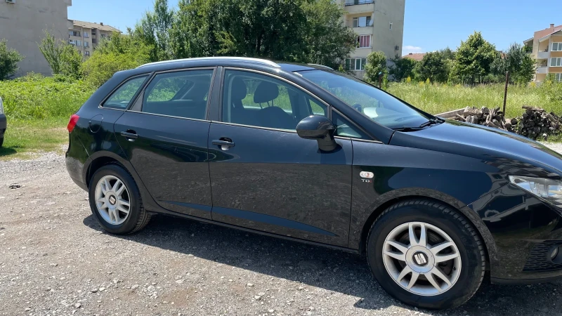 Seat Ibiza 1.6 TDI, снимка 5 - Автомобили и джипове - 52365630