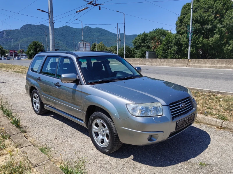 Subaru Forester 2.0i 4x4 160ps, снимка 3 - Автомобили и джипове - 50904162