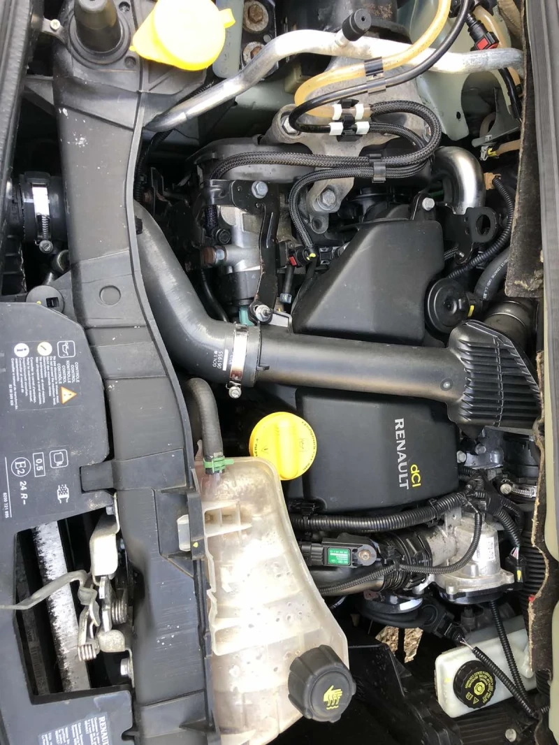 Renault Kangoo 1.5 DCI 90KC MAXI-БАЗА, снимка 8 - Автомобили и джипове - 52498639