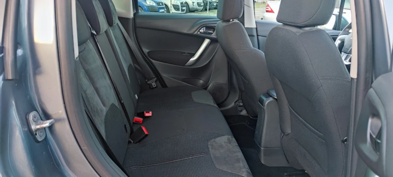 Citroen C3 1.6i AUTOMATIC , снимка 11 - Автомобили и джипове - 52545906