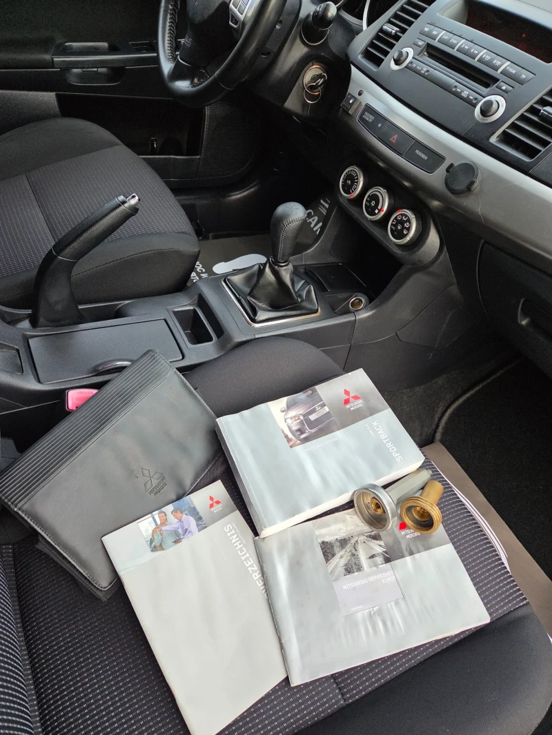 Mitsubishi Lancer 1.8БЕНЗИН..ГАЗ, снимка 14 - Автомобили и джипове - 52595216