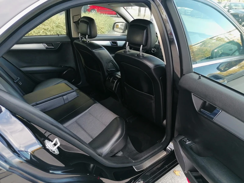 Mercedes-Benz C 180 Avangarde 1.8 kompressor 157k.c, снимка 9 - Автомобили и джипове - 52606693
