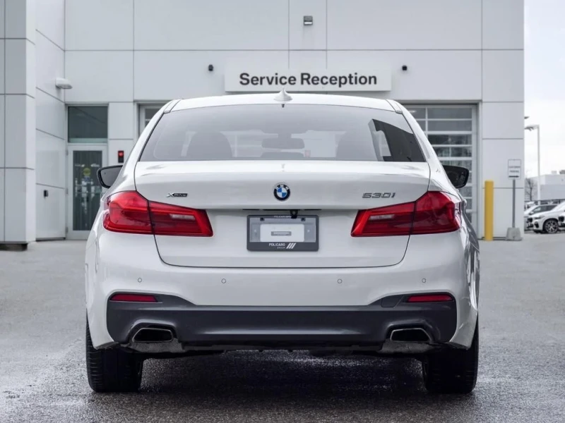 BMW 530 M PACK * * COMFORT PACK * * CARFAX * * АВТО КРЕДИТ, снимка 4 - Автомобили и джипове - 53148806