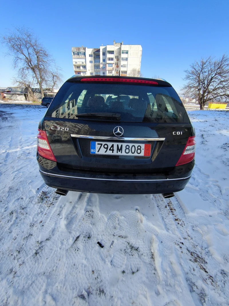 Mercedes-Benz C 320, снимка 4 - Автомобили и джипове - 53168490