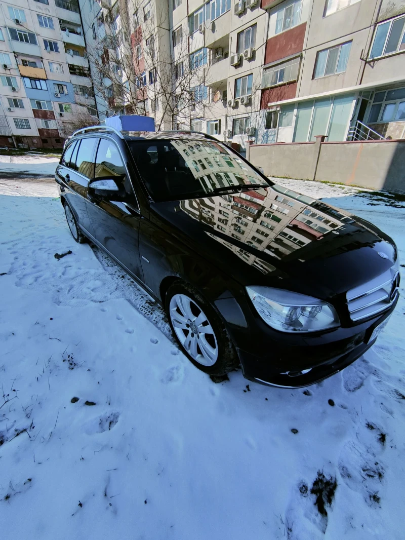 Mercedes-Benz C 320, снимка 3 - Автомобили и джипове - 53168490