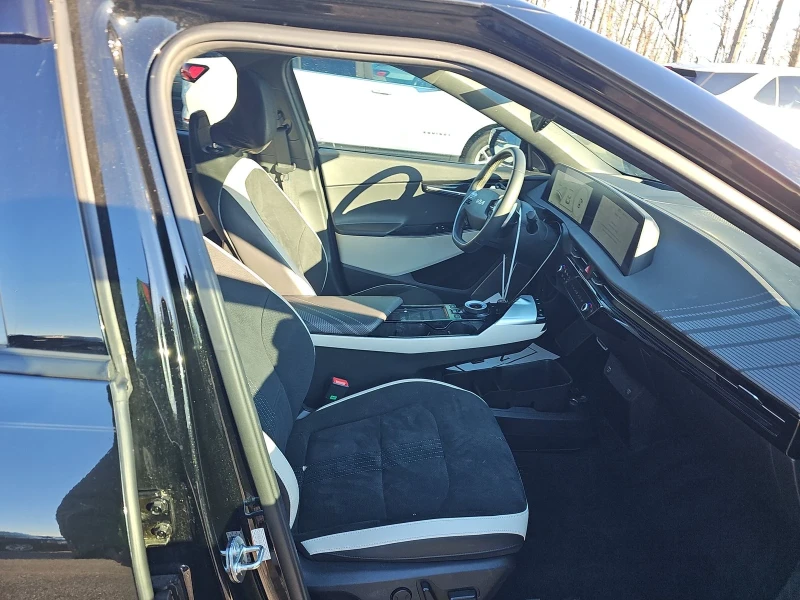 Kia EV6 GT-Line  , снимка 9 - Автомобили и джипове - 53356498