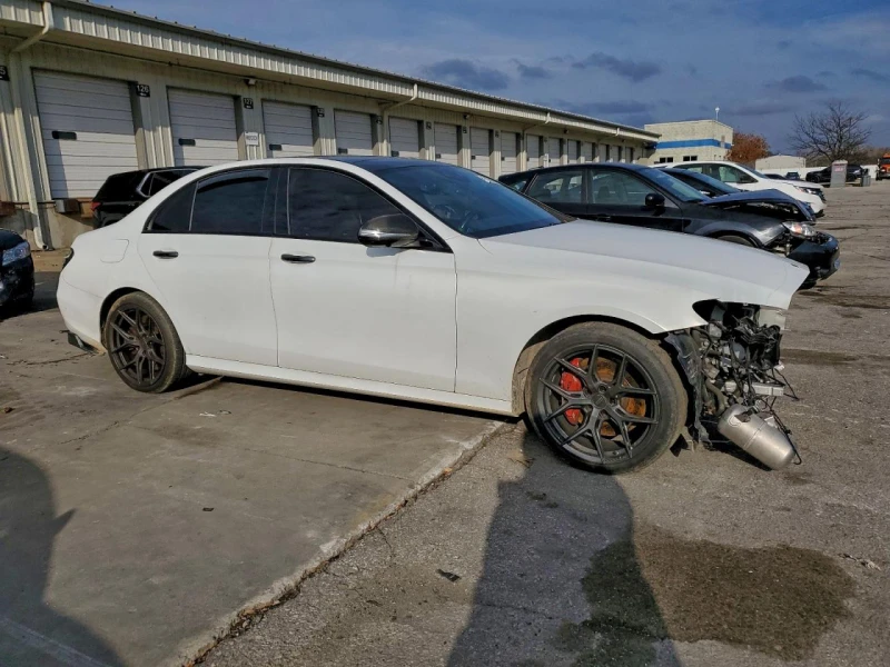 Mercedes-Benz E 43 AMG AMG / 4MATIC / 3.0 V6 biturbo / 396HP /Обдухване /, снимка 4 - Автомобили и джипове - 53581416