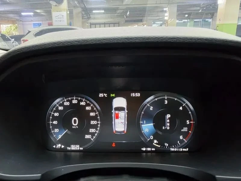 Volvo V90, снимка 9 - Автомобили и джипове - 56687980