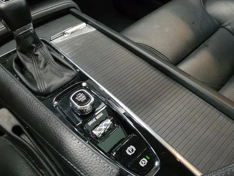 Volvo V90, снимка 10 - Автомобили и джипове - 56687980