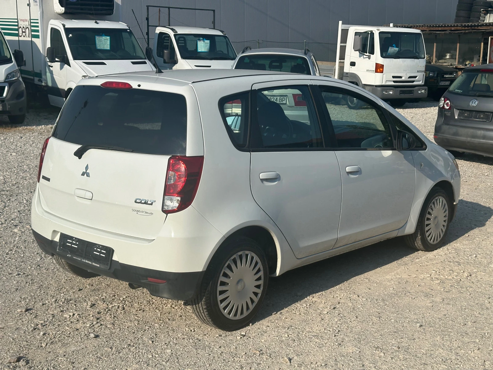 Mitsubishi Colt 1.1i - изображение 6