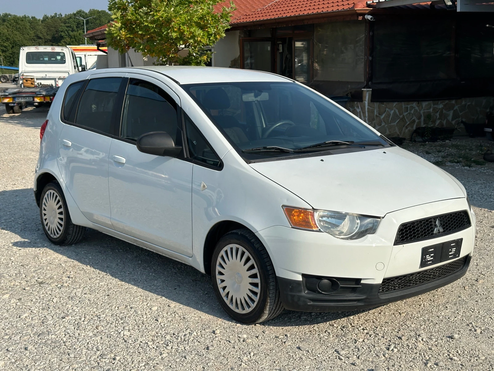 Mitsubishi Colt 1.1i - изображение 3