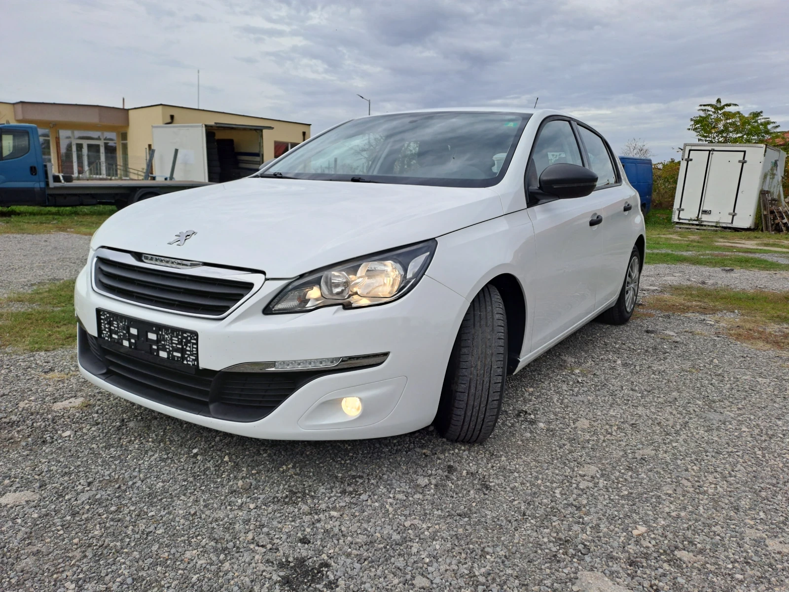 Peugeot 308 1.6i 125к.с - изображение 2