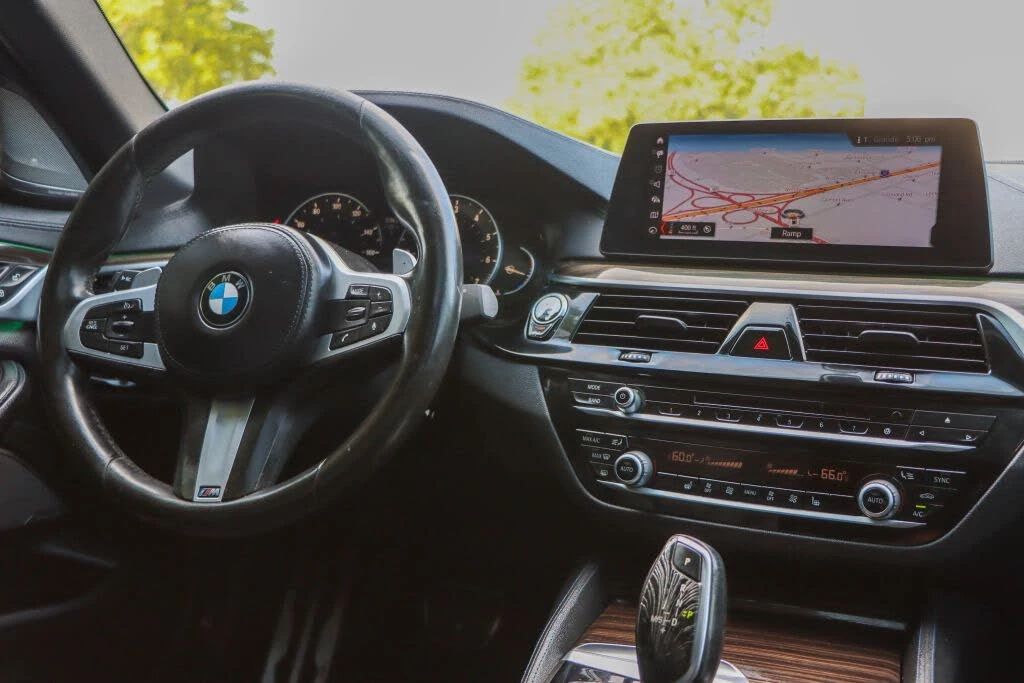 BMW 540 HARMAN-KARDON/KEYLESS/KAMEPA/ADAPTIVE CRUISE - изображение 8